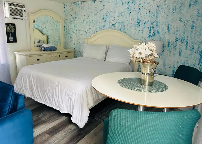 Cozy Studio Only 10 Minutes By Car Of Siesta Key